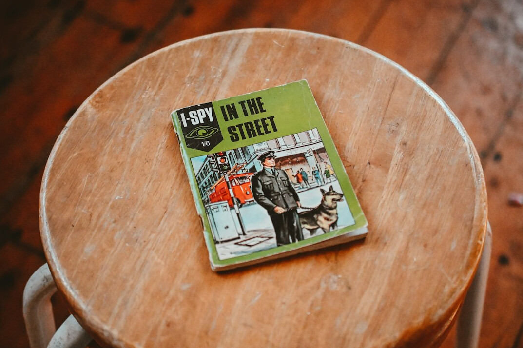 detective story book